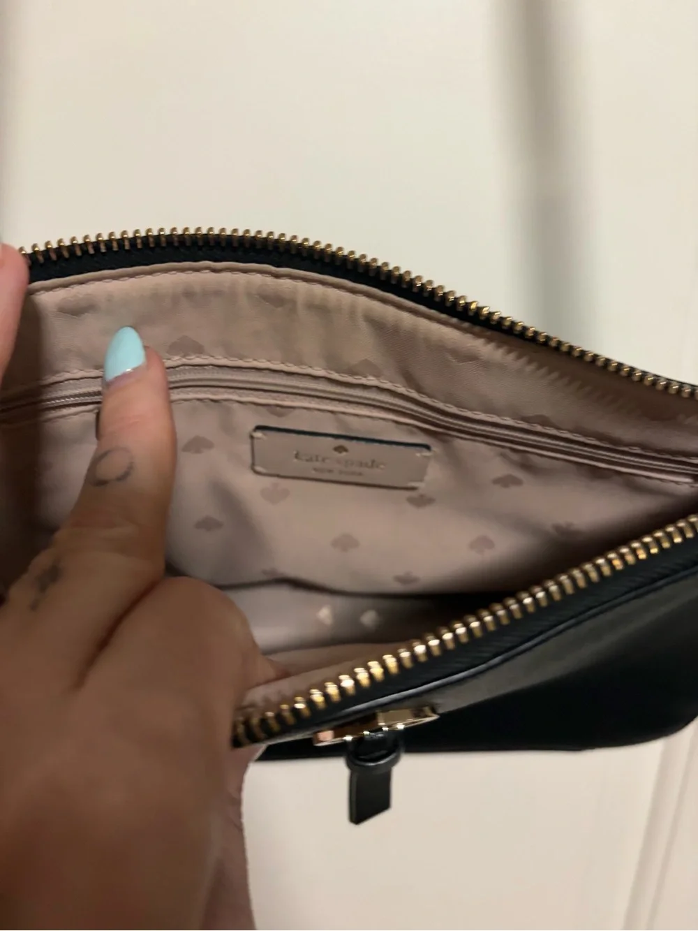 ♠️ kate spade NY Adel Medium Black Leather Crossbody ♠️ Spade Charm♠️